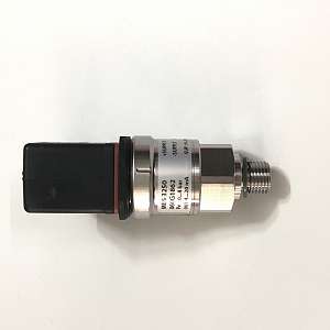 CẢM BIẾN ÁP SUẤT DANFOSS MBS 3250 0-4 BAR C/N 060G1862 cam-bien-ap-suat-danfoss-mbs-3250-0-4-bar-c-n-060g1862
