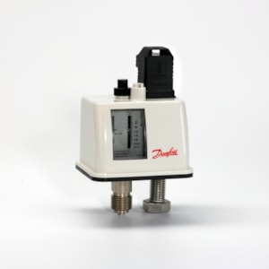 cong-tac-ap-suat-danfoss-bcp3h-c-n-017b0138